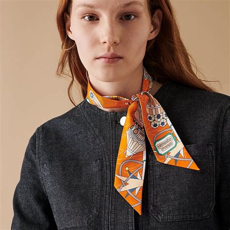 how to wear hermes twilly scarf|hermes twilly scarf on bag.